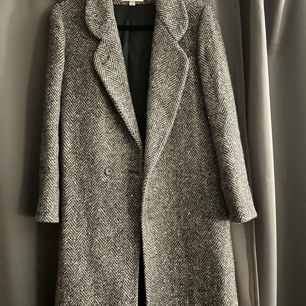 Chic Women's Gray Herringbone Trench Coat